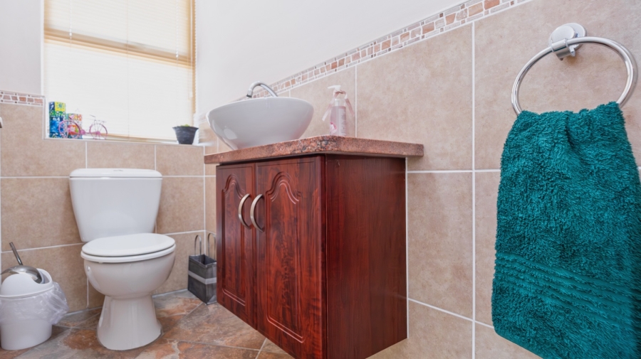 3 Bedroom Property for Sale in Kingswood Golf Estate Western Cape